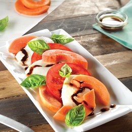 Recette NutriSimple Salade de tomates, papaye et mozzarella