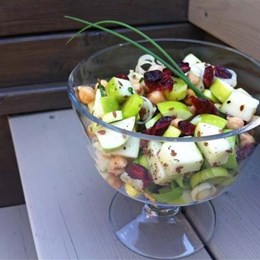 Recette NutriSimple Salade estivale de pois chiches au thon et à la pomme verte