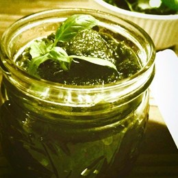 Recette NutriSimple Pesto au kale, à la noisette et aux graines de courge