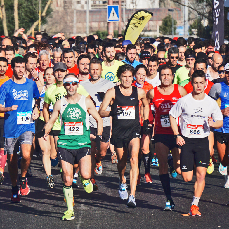 Quelle approche nutritionnelle faut-il adopter pour se préparer à un demi-marathon ou un marathon? 