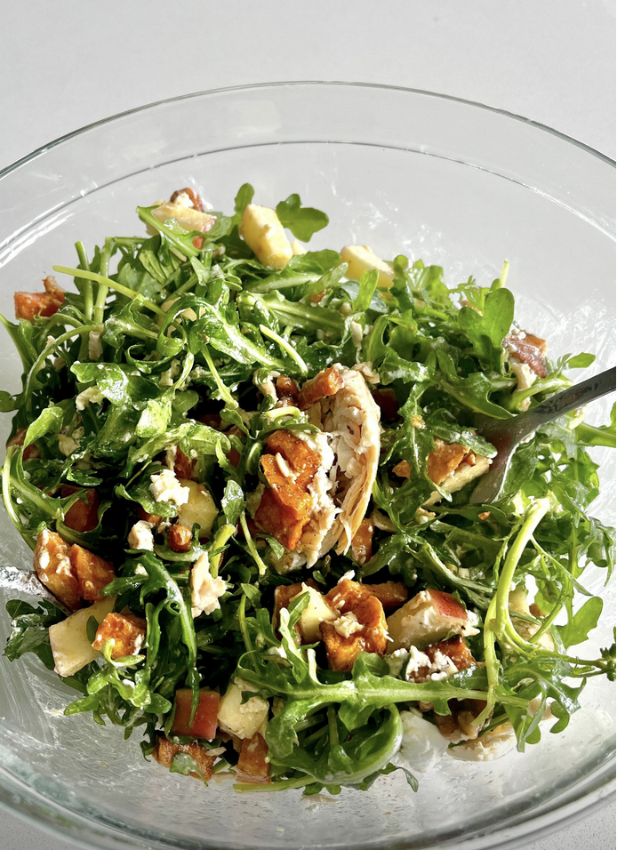 Salade de roquette, pacanes et chèvre 