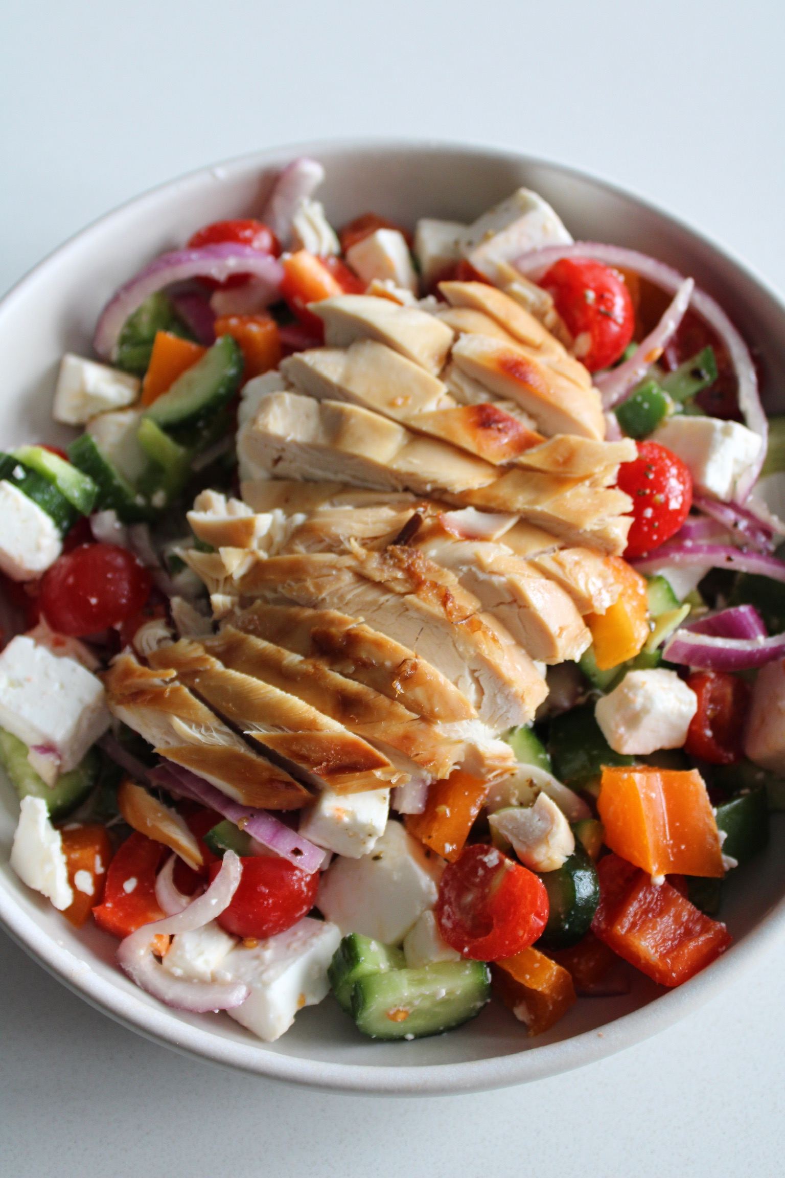 Salade grecque au poulet