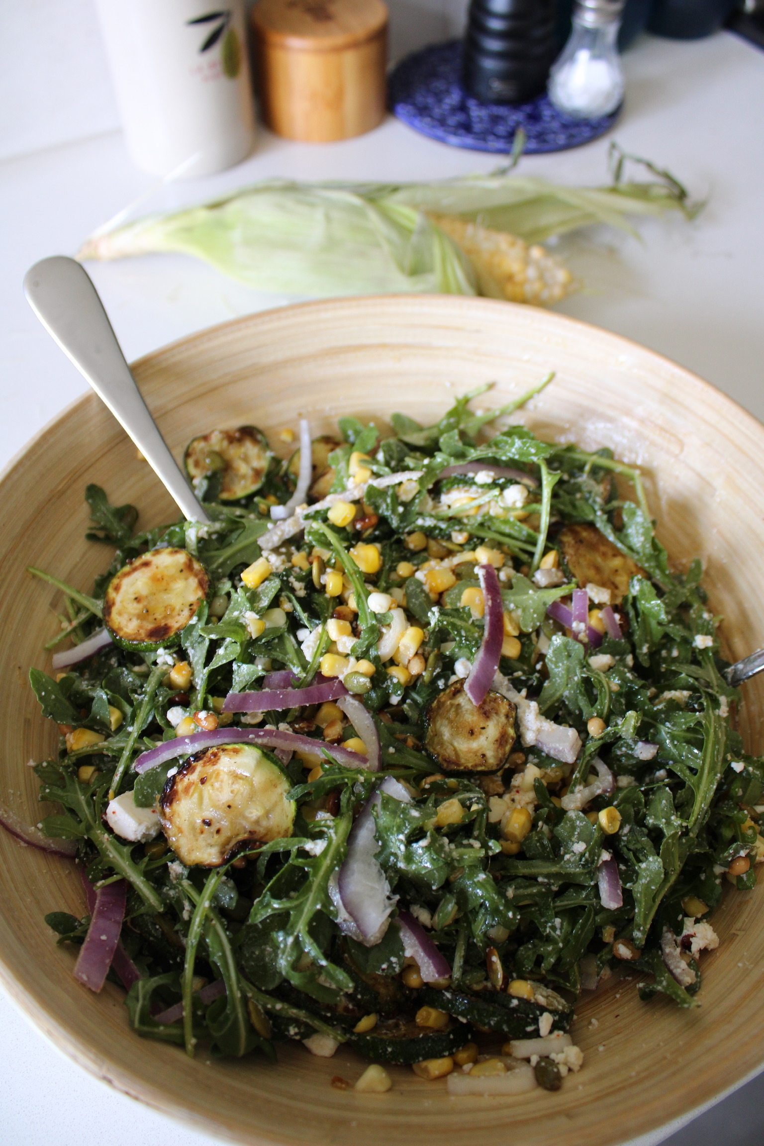 Recette NutriSimple Salade de courgettes grillées, maïs & feta 